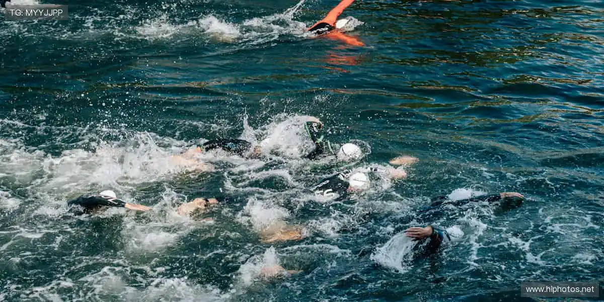 🎮 互动直播，和千万球迷一起嗨！